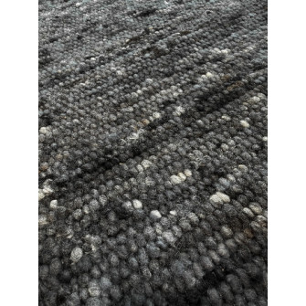 Kilimas MELLOW ANTHRACITE (Rankų darbo kolekcija) Kilimas MELLOW ANTHRACITE (Rankų darbo kolekcija)